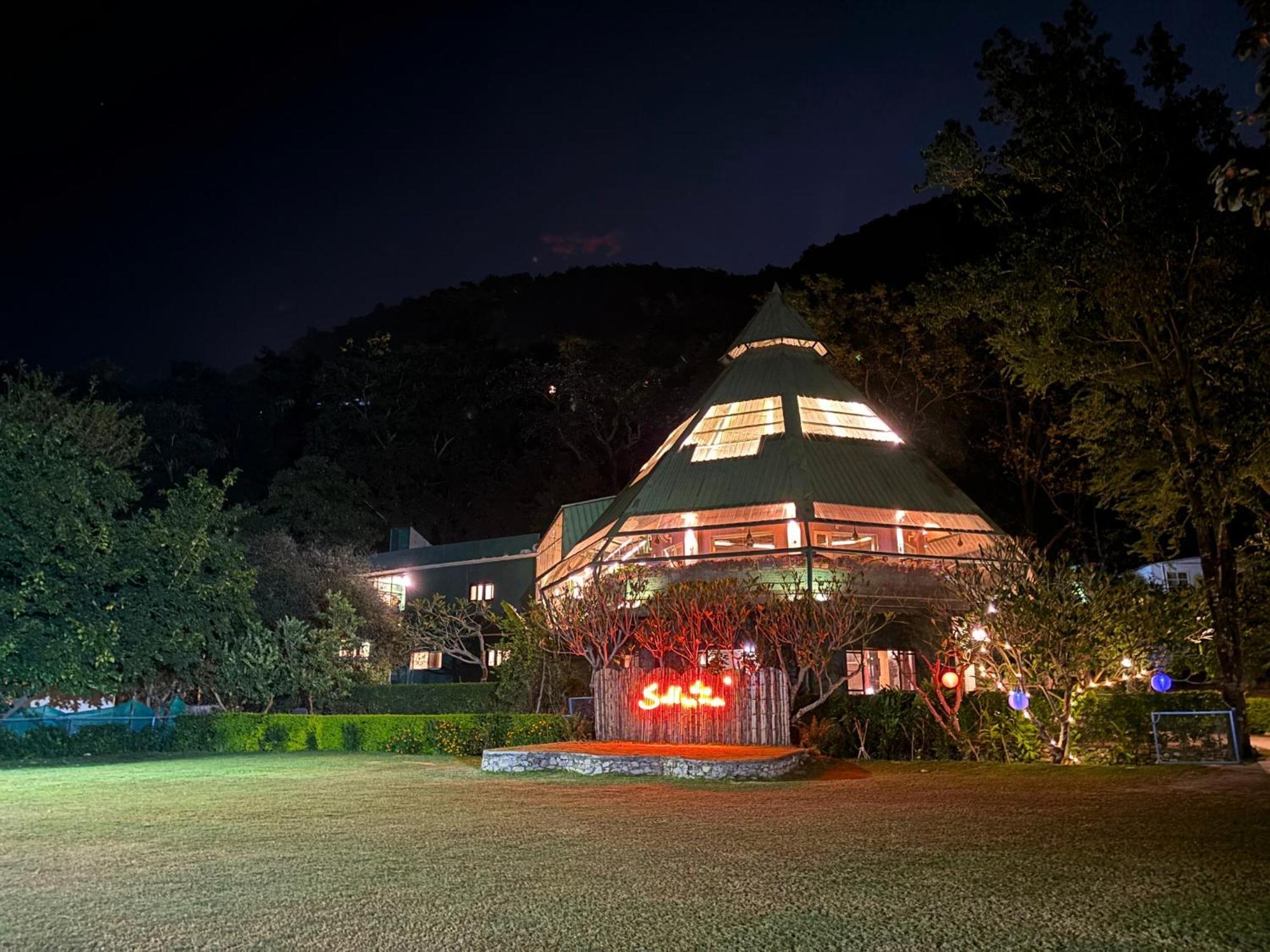 The Solluna Resort Garjia Exterior photo